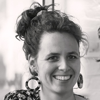Portret van Iris van Beers, eigenaar van Mixblik