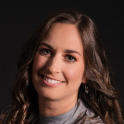 Portret van Stéphanie van Gerven, Directeur bij Stichting Thuisgekookt